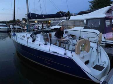 Getting 'Maddie Too' ready for tomorrow